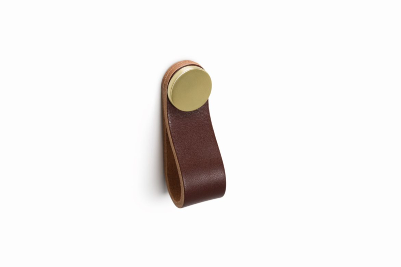 Úchytka knobka Viefe FLEXA / hnedá koža / zlatá / 70 x 22 mm