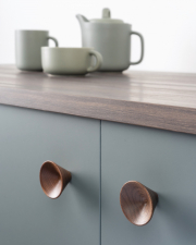 �chytka knobka CONIC WOOD