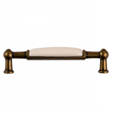 Porcel�nov� �chytka PISA