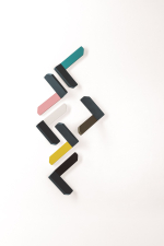 N�stenn� ve�iak Viefe CORNER
